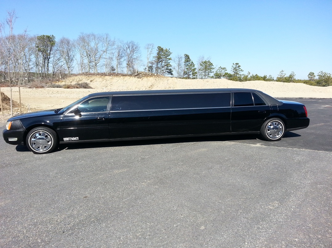 10 Passenger Cadillac Stretch Limo